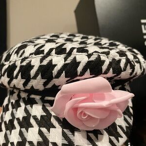 Herringbone newsboy cap with Pink flower on side